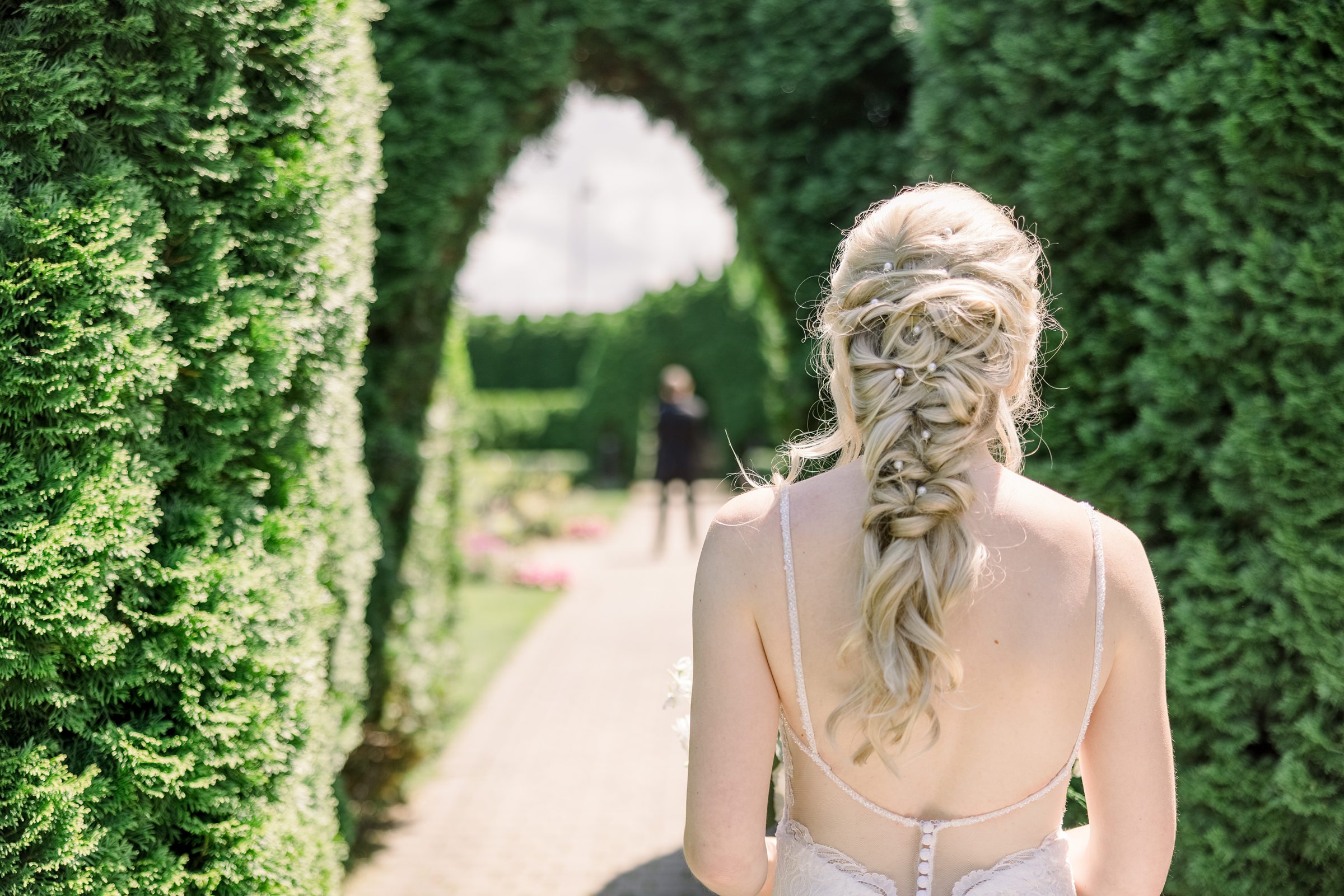 Bride walks to first look at Summer Wedding at Castle Farms Northern Michigan Wedding